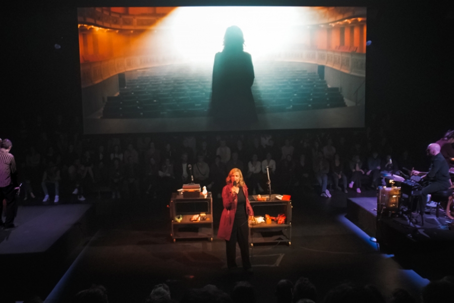 L' affaire l.ex.π.Re (Elle expire) au théâtre de l' Espace à 20H00